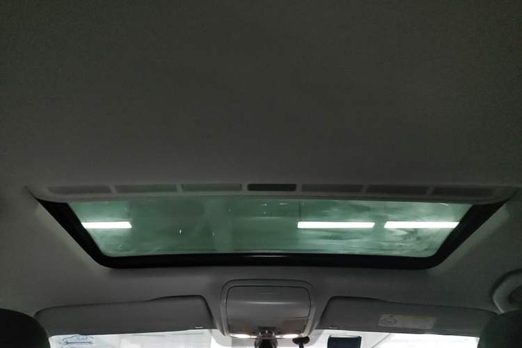 Used Volkswagen Sagitar 2018 280TSI DSG Luxury Model Headliner