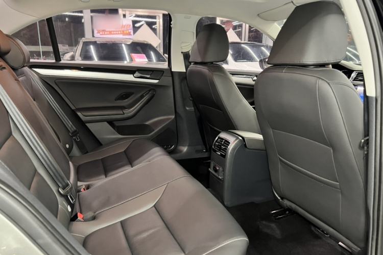 Used Volkswagen Sagitar 2018 280TSI DSG Comfort Model Interior 1