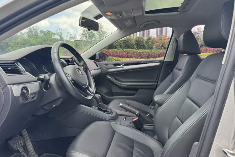 Used Volkswagen Sagitar 2018 280TSI DSG Comfort Model Interior 2
