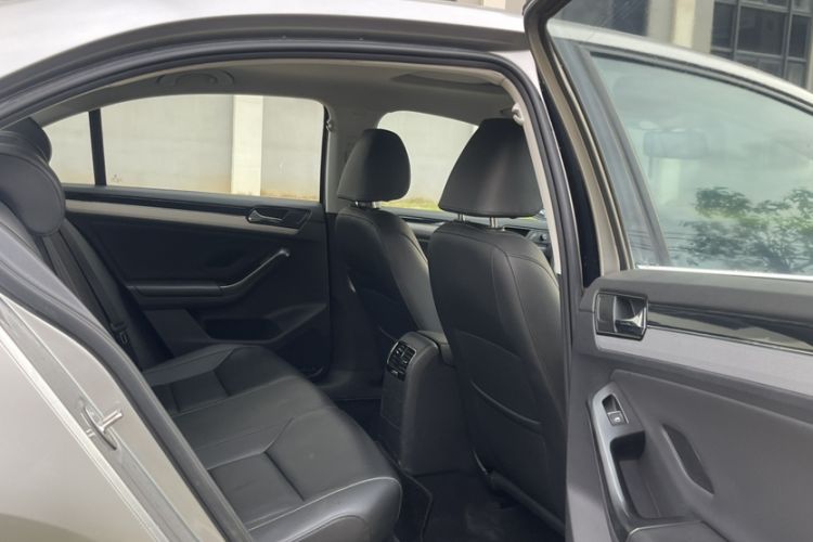 Used Volkswagen Sagitar 2018 280TSI DSG Ignite Edition Interior 2