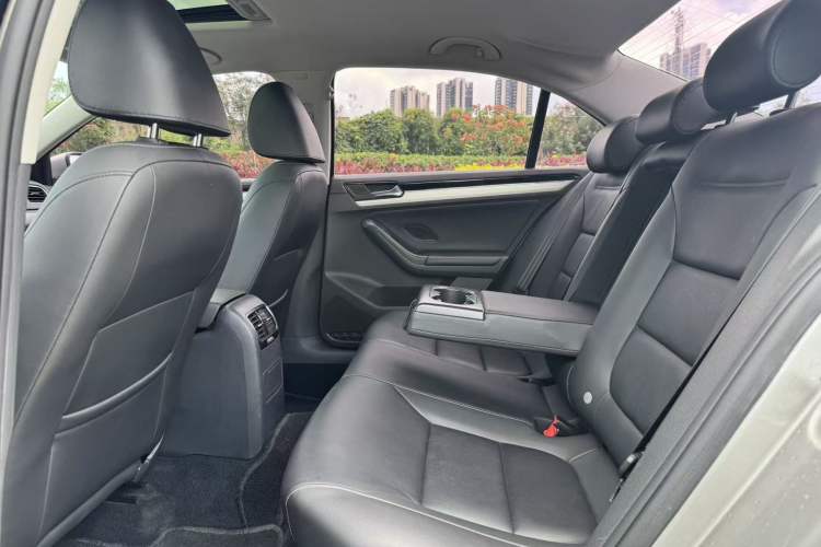Used Volkswagen Sagitar 2018 280TSI DSG Comfort Model Interior 3