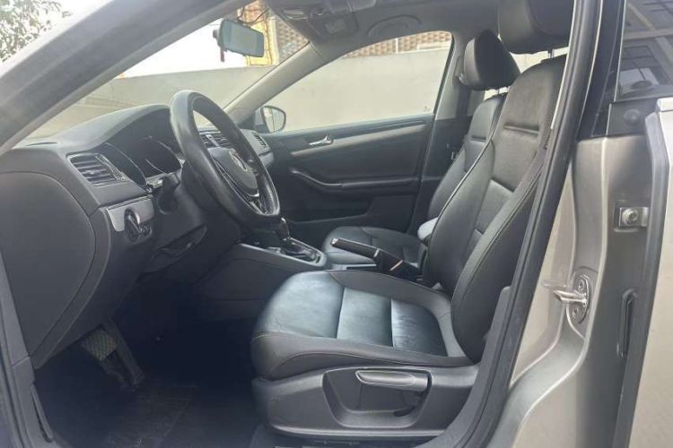 Used Volkswagen Sagitar 2018 280TSI DSG Ignite Edition Interior 3