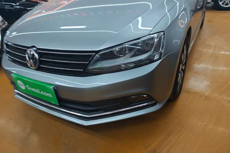 Used Volkswagen Sagitar 2018 1.6L Automatic Comfort Model Left Front Headlight