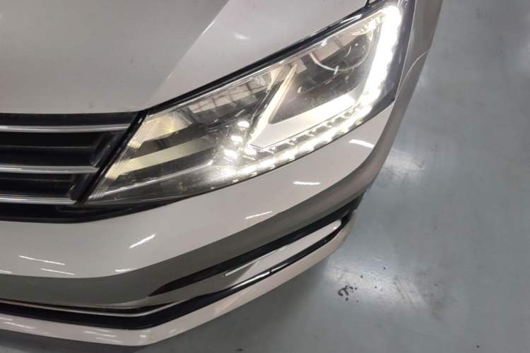 Used Volkswagen Sagitar 2018 280TSI DSG Ignite Edition Left Front Headlight