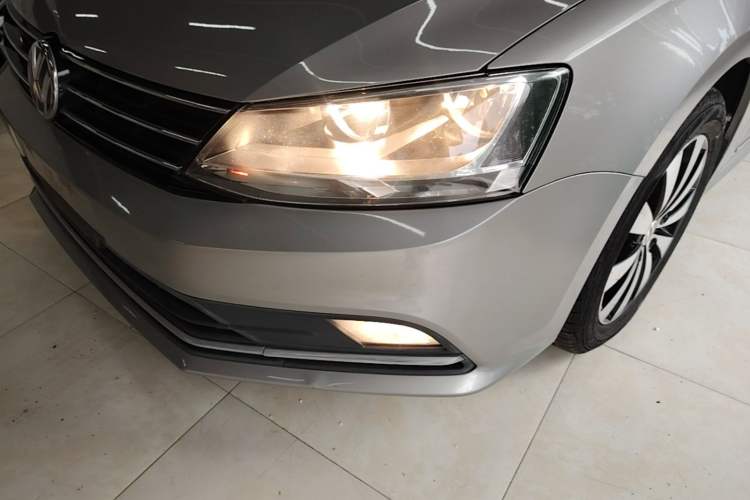Used Volkswagen Sagitar 2018 280TSI DSG Comfort Model Left Front Headlight