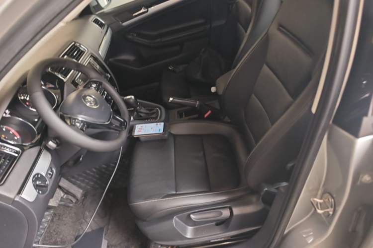 Used Volkswagen Sagitar 2018 180TSI DSG Prestige Edition Left Front Seat
