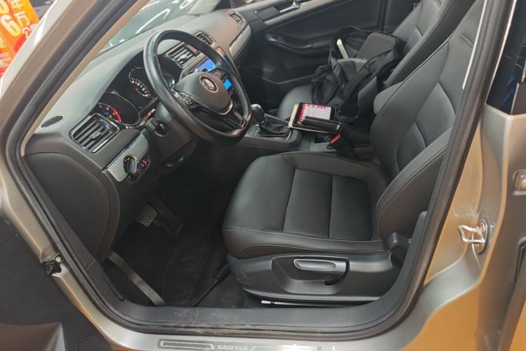 Used Volkswagen Sagitar 2018 1.6L Automatic Comfort Model Left Front Seat
