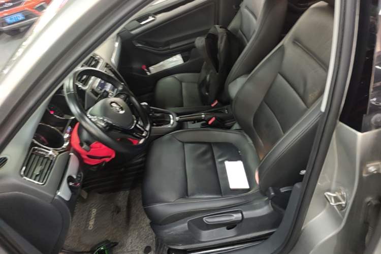 Used Volkswagen Sagitar 2018 280TSI DSG Ignite Edition Left Front Seat