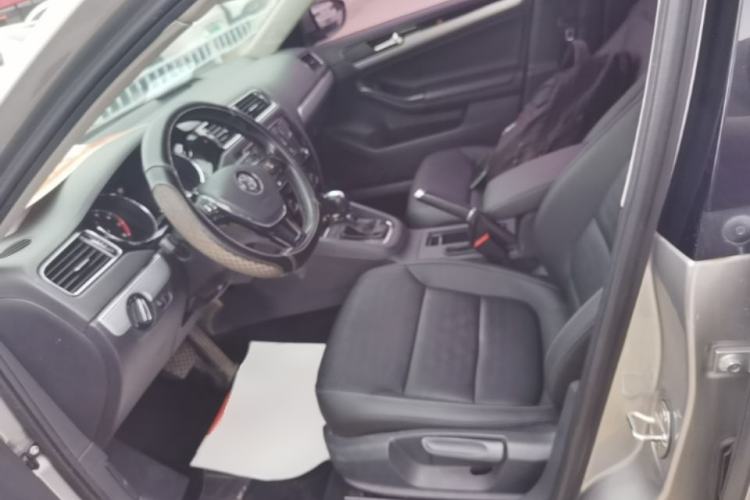 Used Volkswagen Sagitar 2018 280TSI DSG Ignite Edition Left Front Seat
