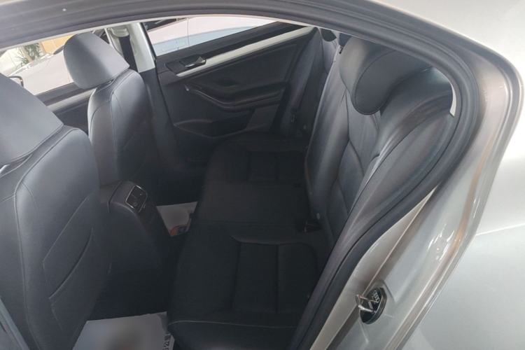 Used Volkswagen Sagitar 2018 1.6L Manual Comfort Model Left Rear Seat