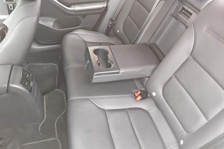 Used Volkswagen Sagitar 2018 280TSI DSG Comfort Model Left Rear Seat