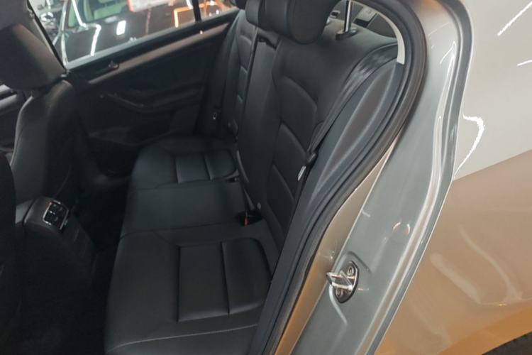 Used Volkswagen Sagitar 2018 1.6L Automatic Comfort Model Left Rear Seat