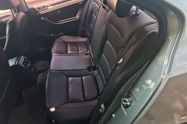 Used Volkswagen Sagitar 2018 1.6L Automatic Comfort Model Left Rear Seat