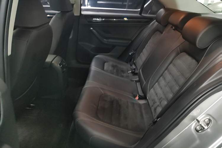 Used Volkswagen Sagitar 2018 280TSI DSG Luxury Model Left Rear Seat