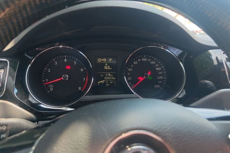 Used Volkswagen Sagitar 2018 1.6L Automatic Comfort Model Odometer Close Up