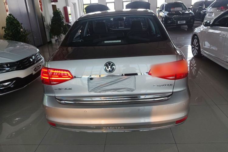 Used Volkswagen Sagitar 2018 1.6L Manual Comfort Model Rear