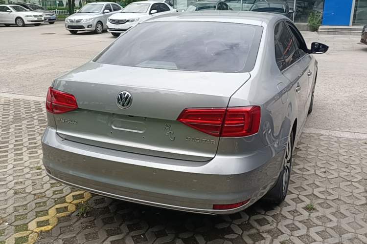 Used Volkswagen Sagitar 2018 1.6L Automatic Comfort Model Rear Right 45 Deg
