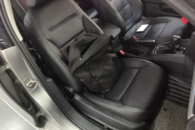 Used Volkswagen Sagitar 2018 280TSI DSG Ignite Edition Right Front Seat