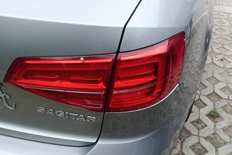 Used Volkswagen Sagitar 2018 1.6L Automatic Comfort Model Right Rear Taillight