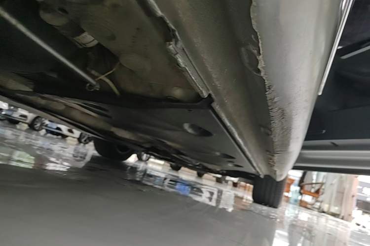 Used Volkswagen Sagitar 2018 280TSI DSG Comfort Model Right Side Sill