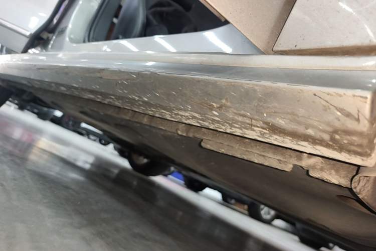 Used Volkswagen Sagitar 2018 280TSI DSG Ignite Edition Right Side Sill