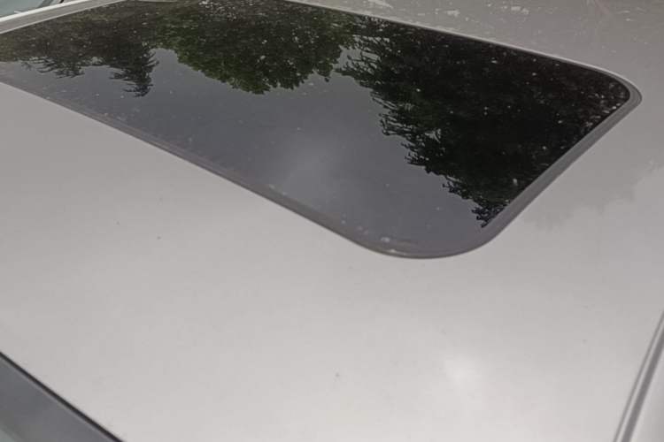 Used Volkswagen Sagitar 2018 1.6L Automatic Comfort Model Roof
