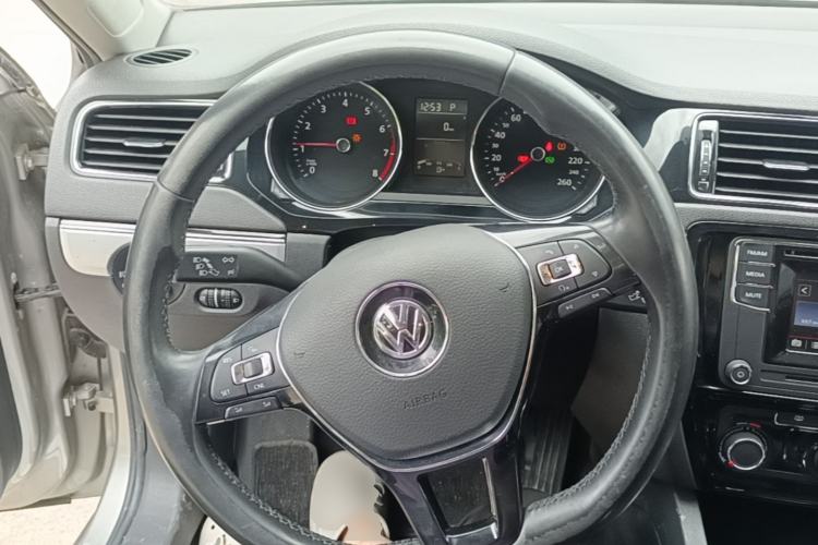 Used Volkswagen Sagitar 2018 1.6L Automatic Comfort Model Steering Wheel