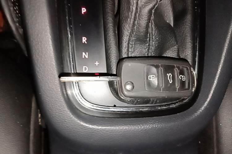 Used Volkswagen Sagitar 2018 180TSI DSG Prestige Edition Vehicle Key