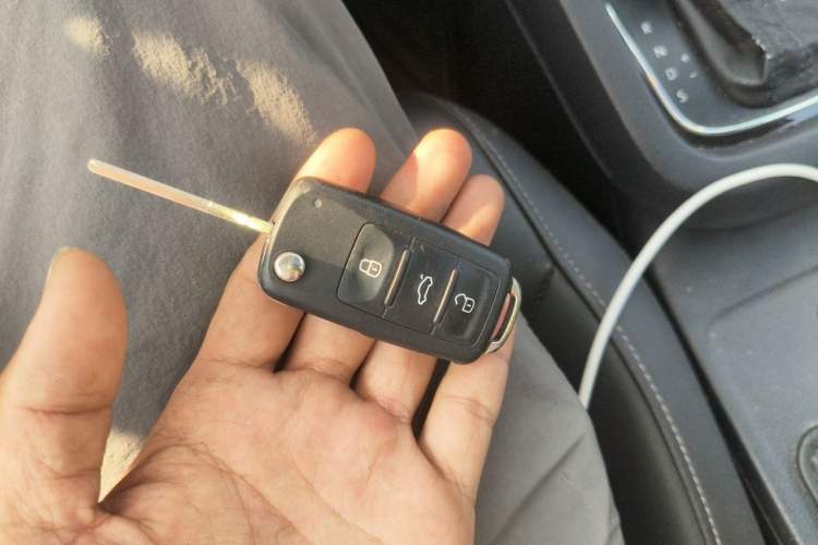 Used Volkswagen Sagitar 2018 280TSI DSG Ignite Edition Vehicle Key