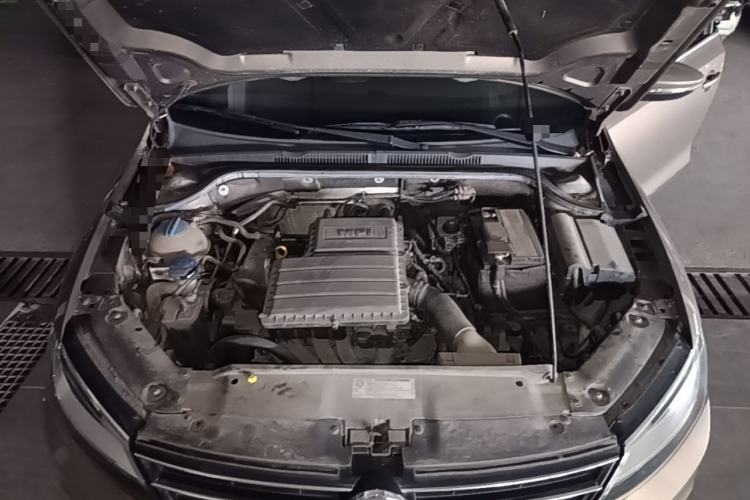 Used Volkswagen Sagitar 2018 1.6L Automatic Comfort Model Engine Bay