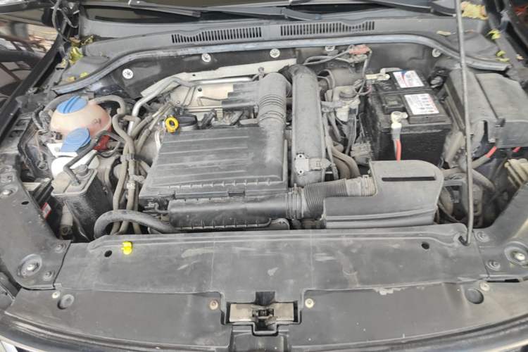 Used Volkswagen Sagitar 2018 280TSI DSG Luxury Model Engine Bay