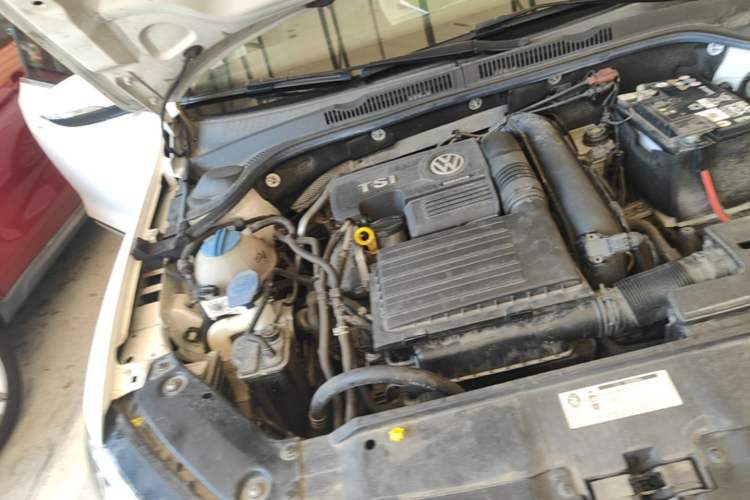 Used Volkswagen Sagitar 2018 280TSI DSG Ignite Edition Engine Bay Right