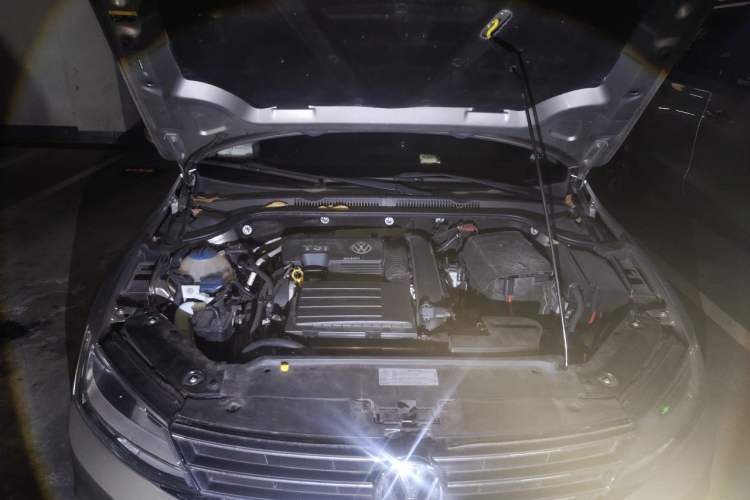 Used Volkswagen Sagitar 2018 280TSI DSG Comfort Model Engine Bay