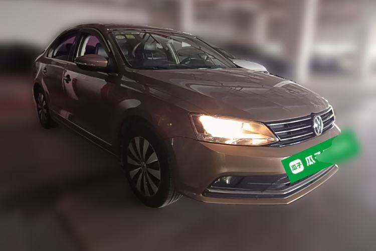 Used Volkswagen Sagitar 2018 1.6L Automatic Comfort Model Front Right 45 Deg