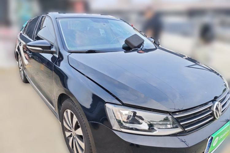 Used Volkswagen Sagitar 2018 280TSI DSG Comfort Model Front Right 45 Deg