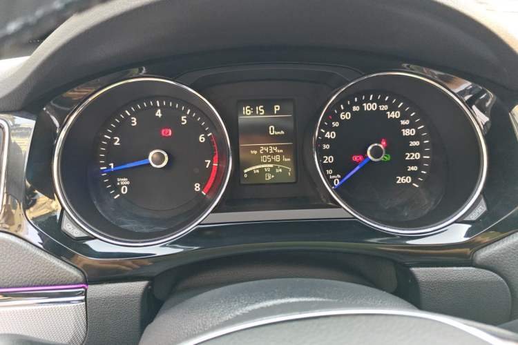 Used Volkswagen Sagitar 2018 1.6L Automatic Comfort Model Instrument Cluster