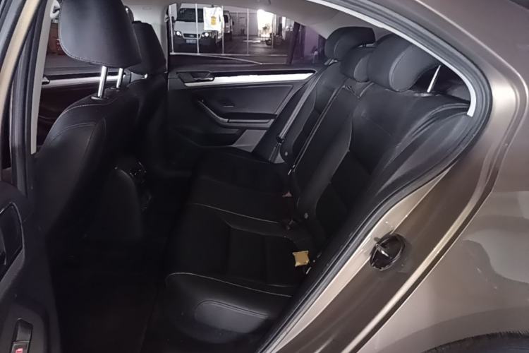 Used Volkswagen Sagitar 2018 1.6L Automatic Comfort Model Left Rear Seat