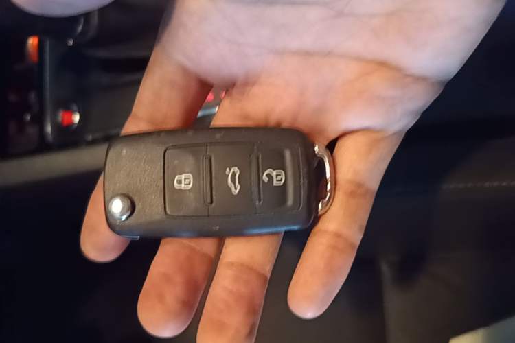 Used Volkswagen Sagitar 2018 1.6L Automatic Comfort Model Vehicle Key