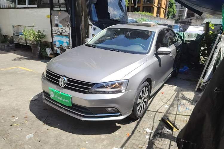 Used Volkswagen Sagitar 2018 280TSI DSG Comfort Model Guazi used car, China used car export, Used car for sale, Used cars, Cheapest cars for sale