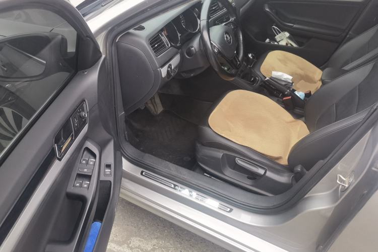 Used Volkswagen Sagitar 2018 1.6L Manual Comfort Model Driver Seat