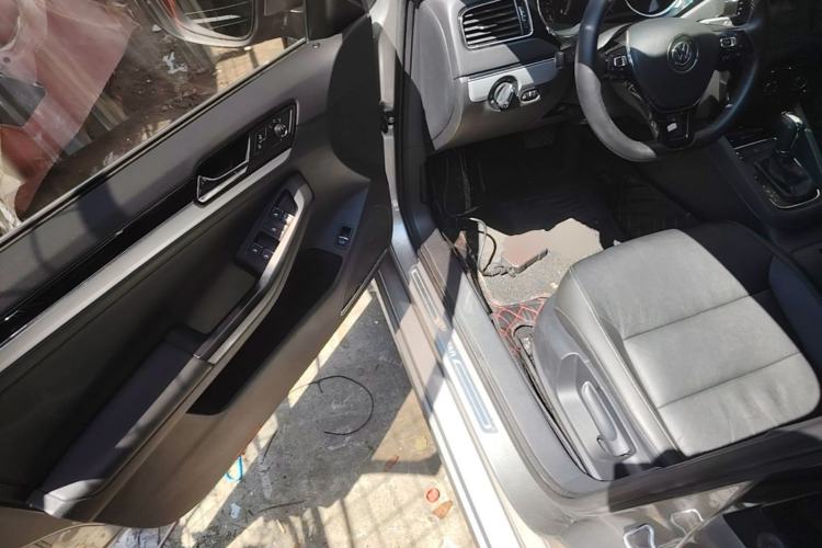 Used Volkswagen Sagitar 2018 280TSI DSG Comfort Model Driver Seat