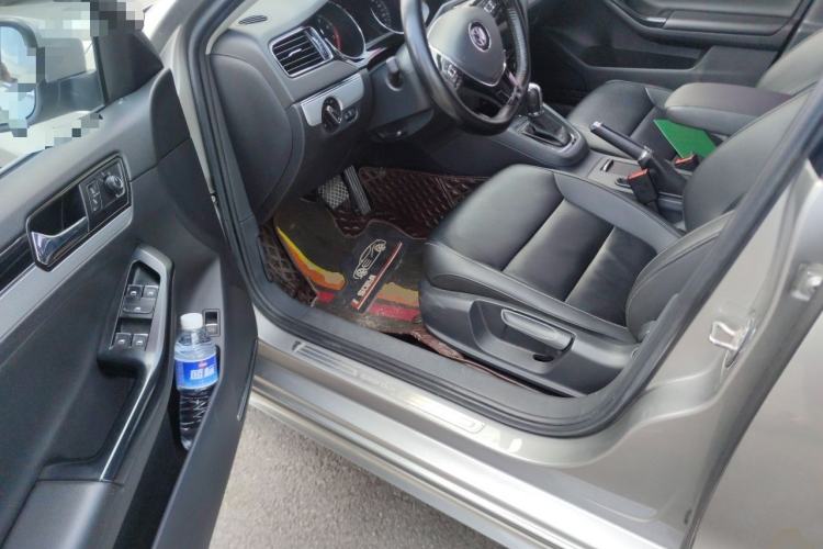 Used Volkswagen Sagitar 2018 280TSI DSG Ignite Edition Driver Seat