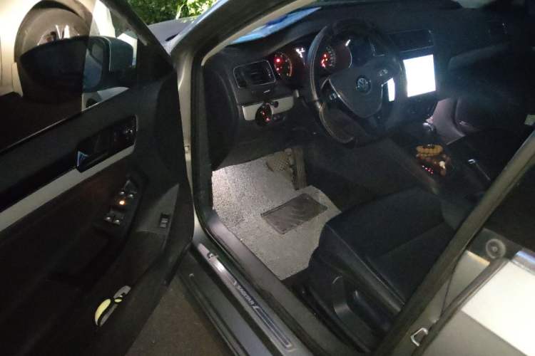 Used Volkswagen Sagitar 2018 280TSI DSG Ignite Edition Driver Seat