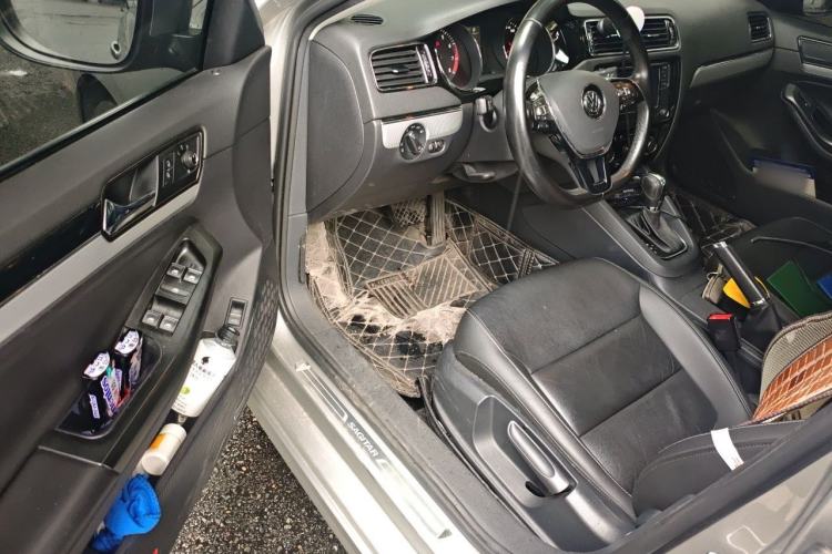 Used Volkswagen Sagitar 2018 1.6L Automatic Comfort Model Driver Seat