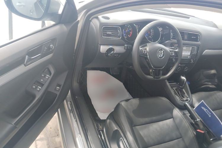 Used Volkswagen Sagitar 2018 1.6L Automatic Comfort Model Driver Seat