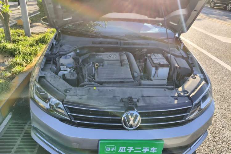 Used Volkswagen Sagitar 2018 280TSI DSG Luxury Model Engine Bay