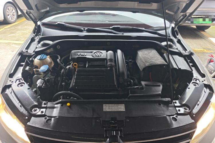 Used Volkswagen Sagitar 2018 280TSI DSG Comfort Model Engine Bay