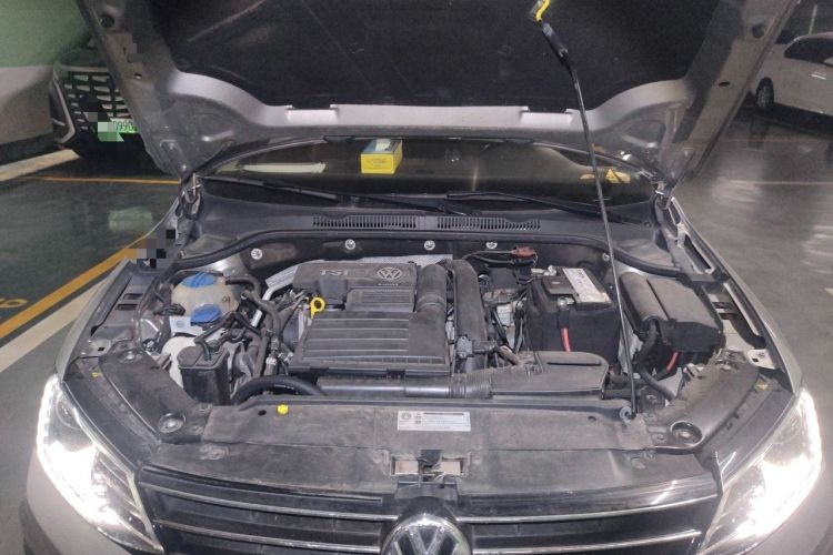 Used Volkswagen Sagitar 2018 280TSI DSG Ignite Edition Engine Bay