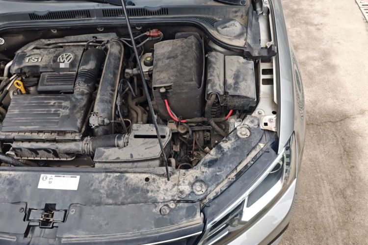 Used Volkswagen Sagitar 2018 280TSI DSG Ignite Edition Engine Bay Left