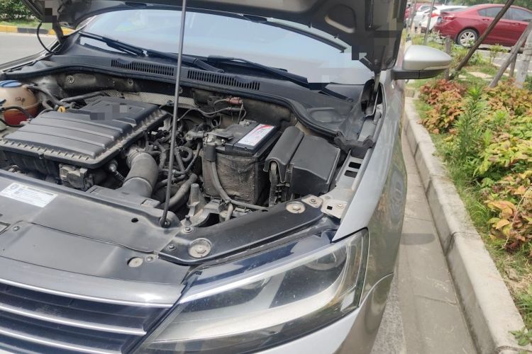 Used Volkswagen Sagitar 2018 1.6L Automatic Comfort Model Engine Bay Left